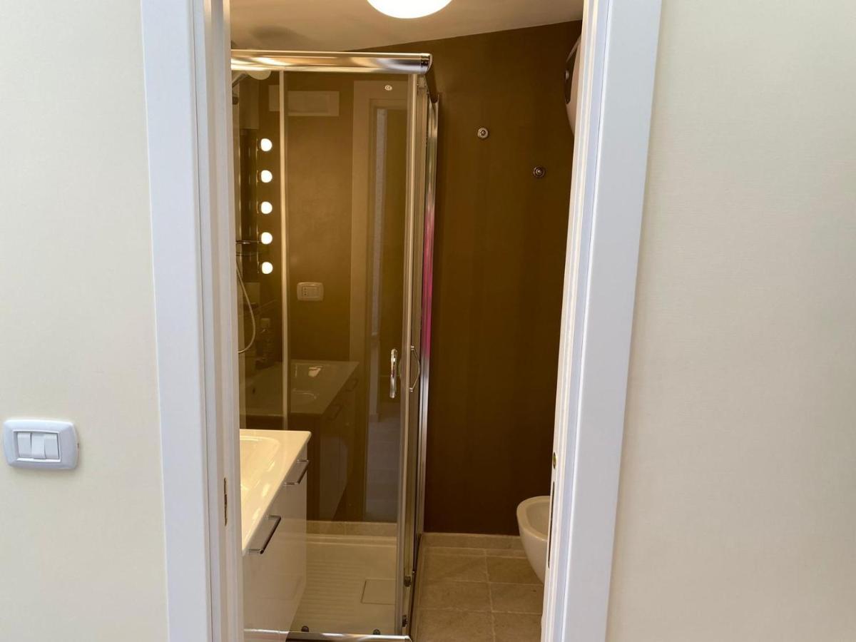 Casa Vacanze Disque Rouge Трани Екстериор снимка